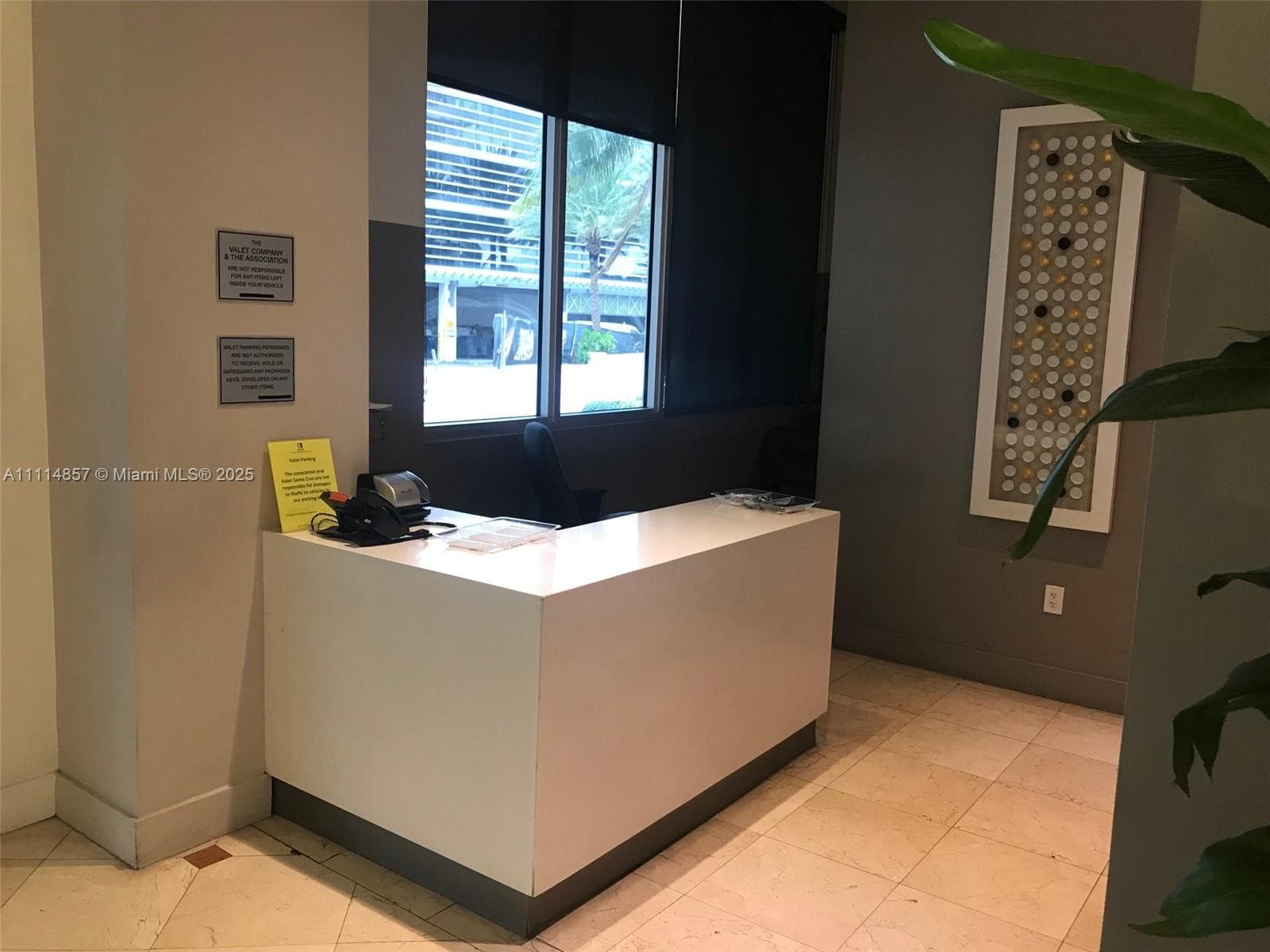 100 Lincoln Rd 1207 photo 22