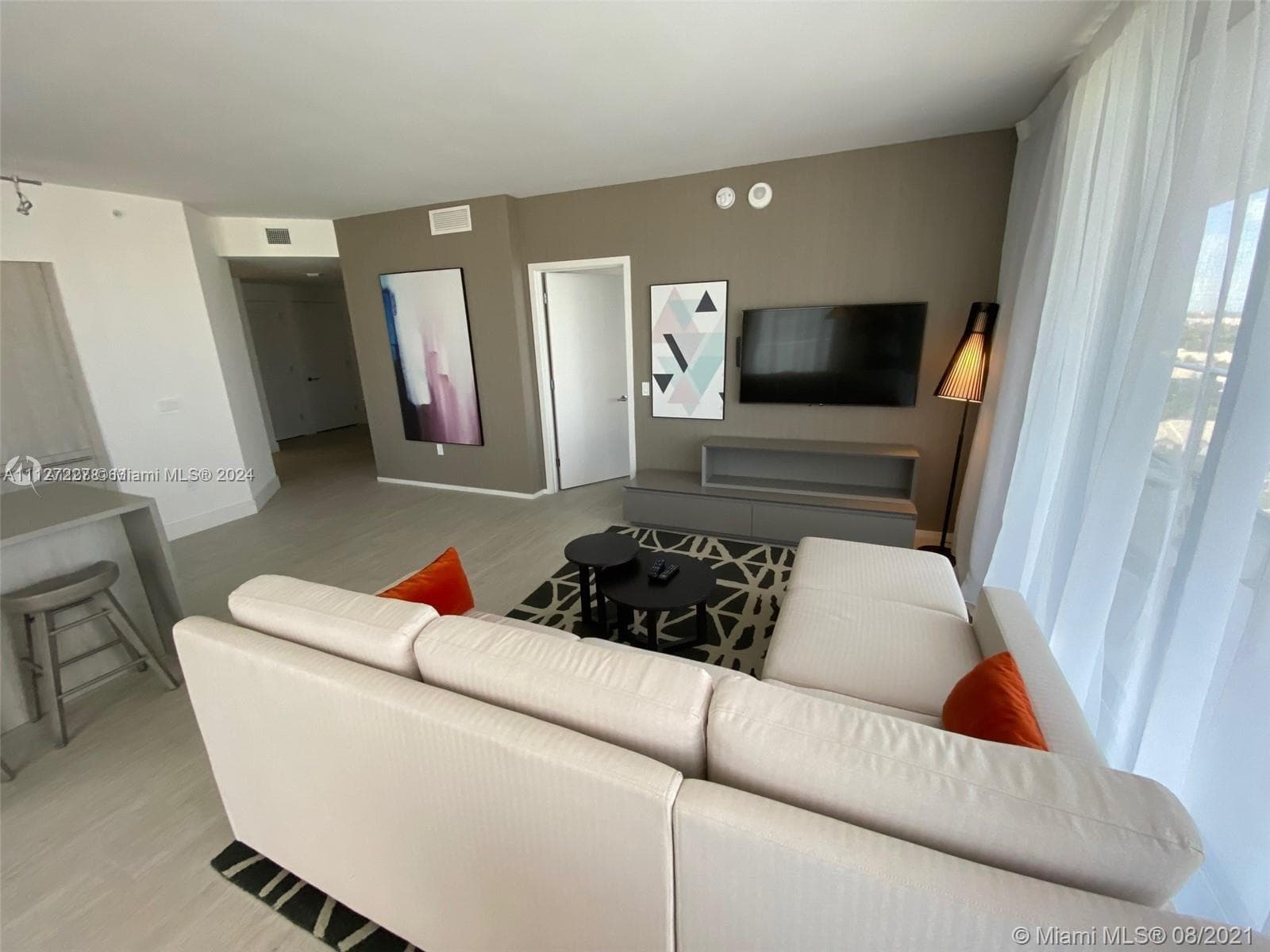 4010 Ocean Dr R401 photo 9