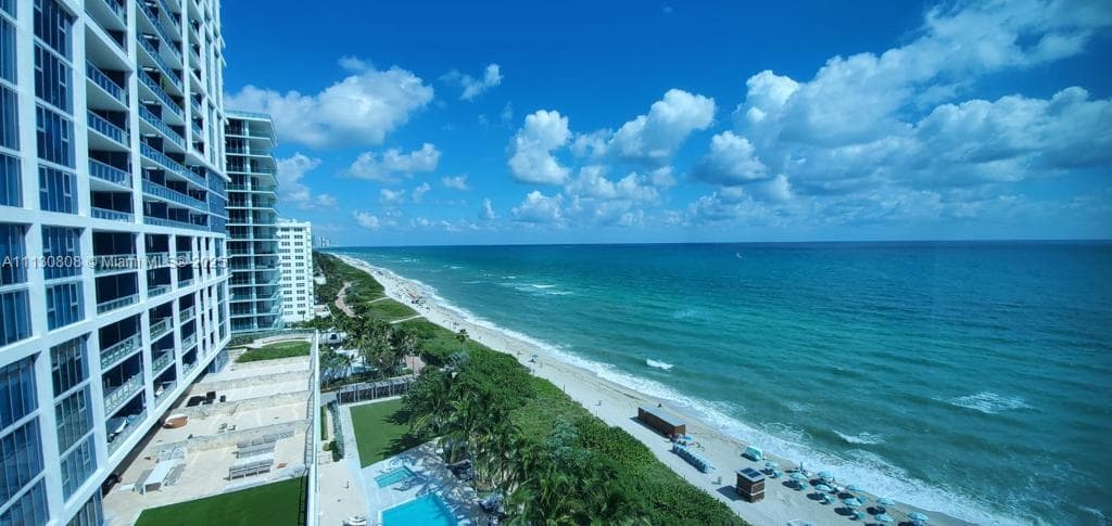 6801 Collins Ave C1115 photo 1
