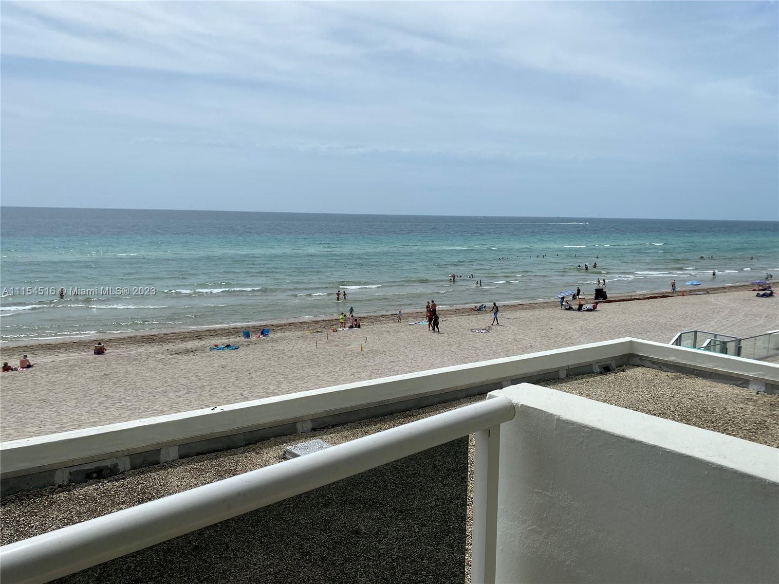 3725 Ocean Dr 301 photo 3