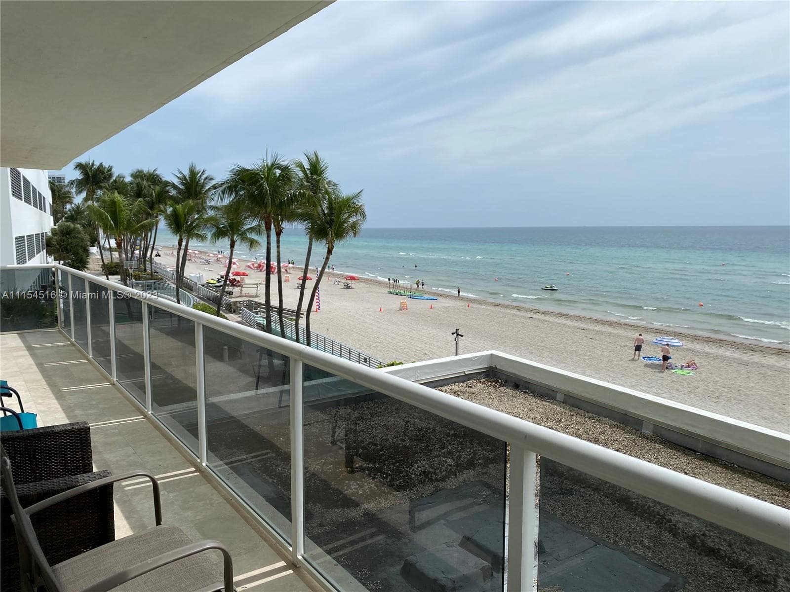 3725 Ocean Dr 301 photo 1
