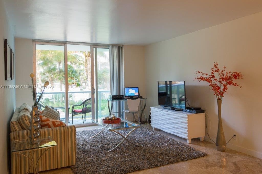 3901 S Ocean Dr 1H photo 6
