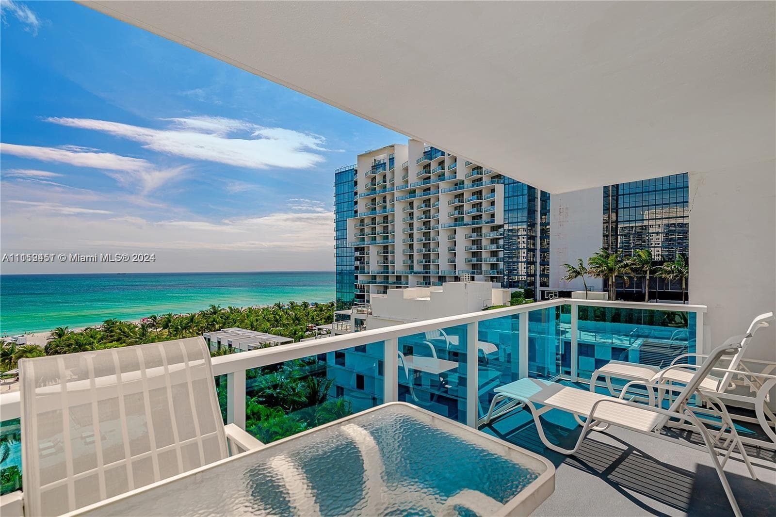 2301 Collins Ave 938 photo 3