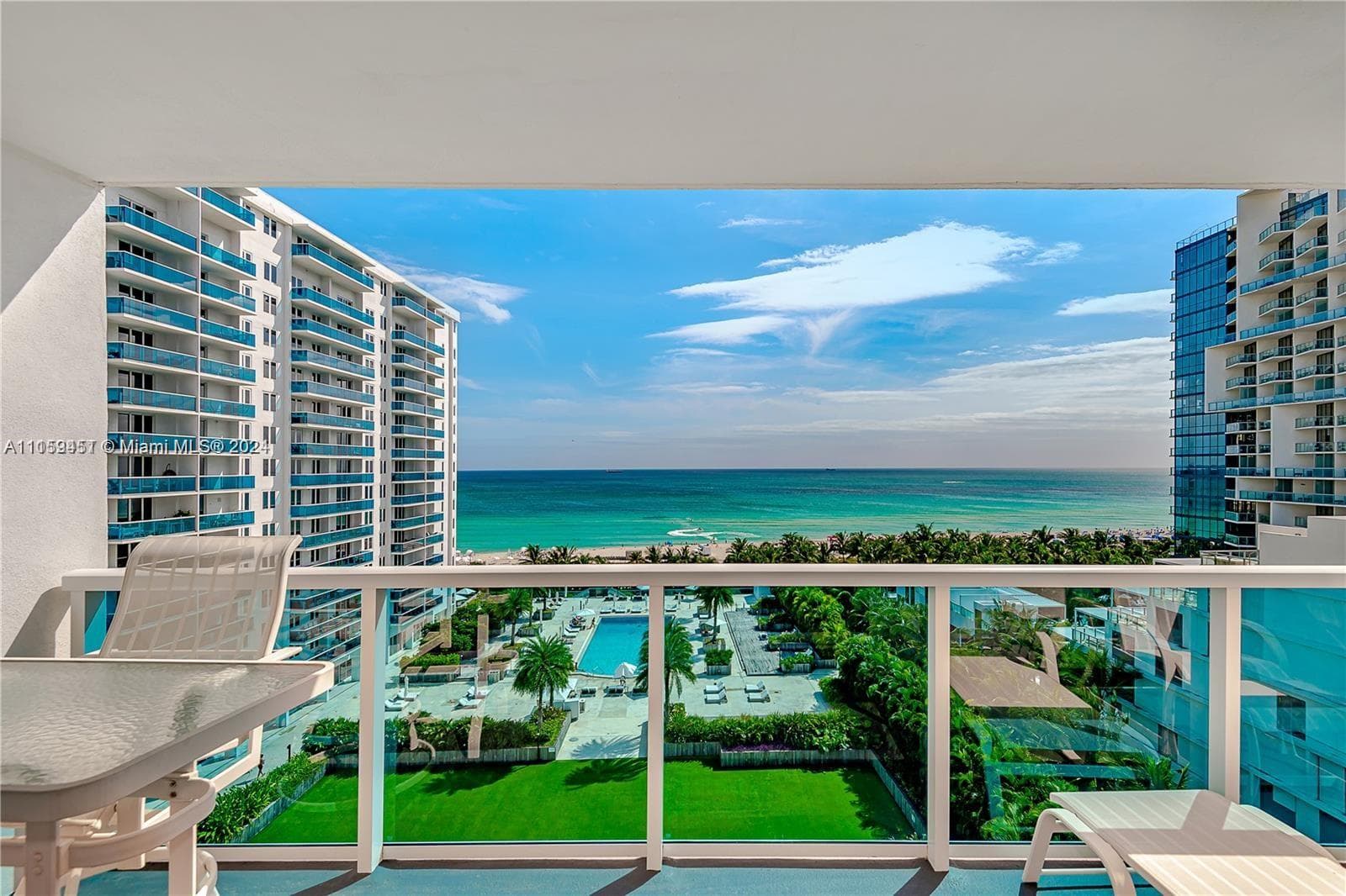 2301 Collins Ave 938 photo 1