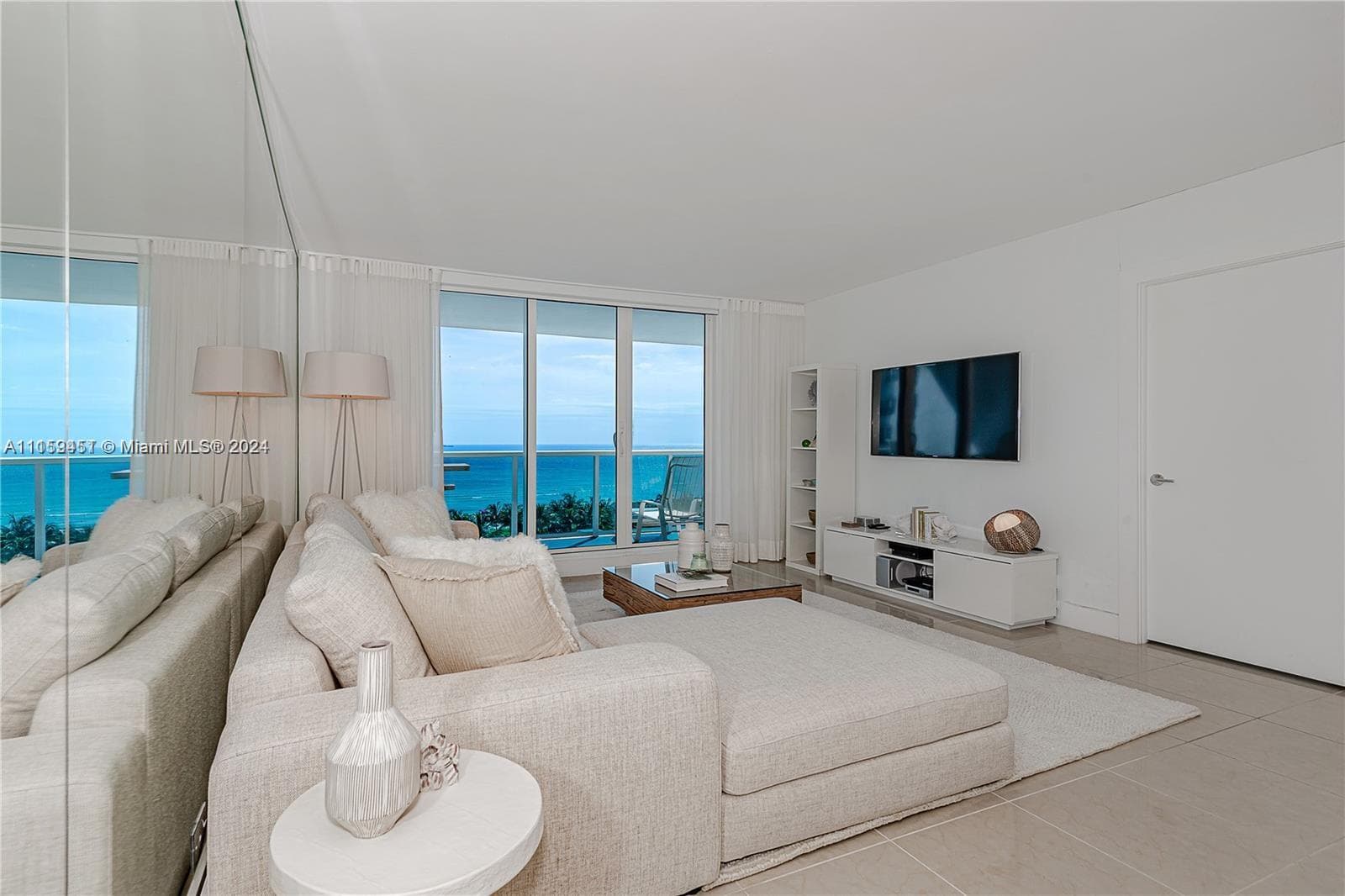 2301 Collins Ave 938 photo 24