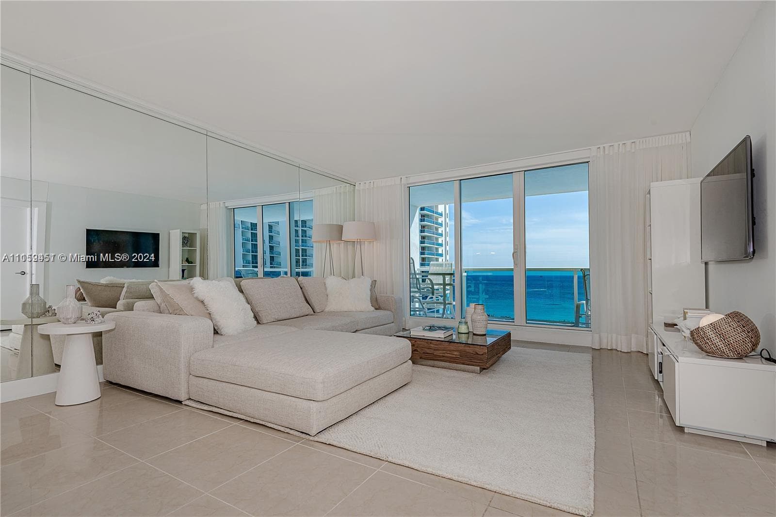2301 Collins Ave 938 photo 25