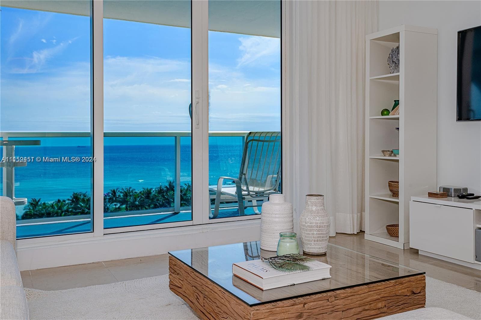 2301 Collins Ave 938 photo 21