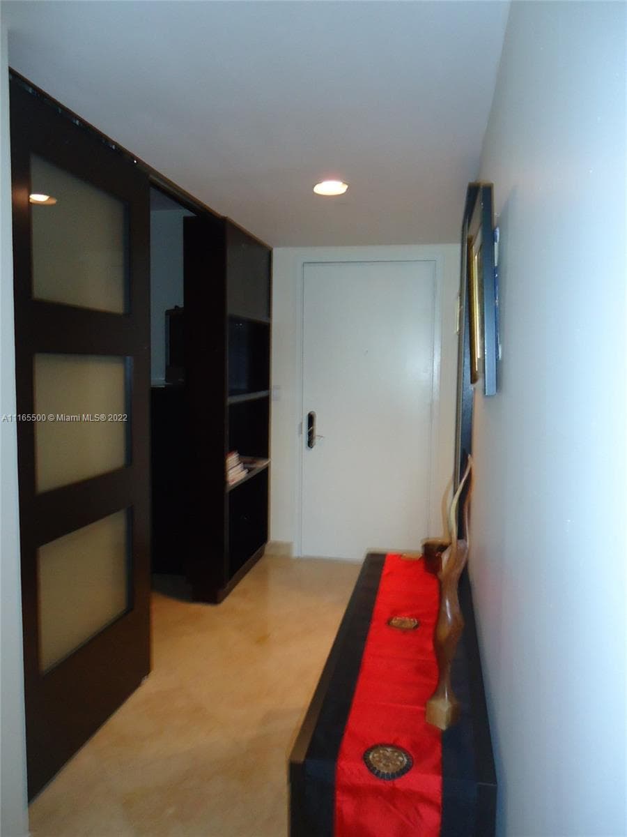 1830 S Ocean Dr 1505 photo 14
