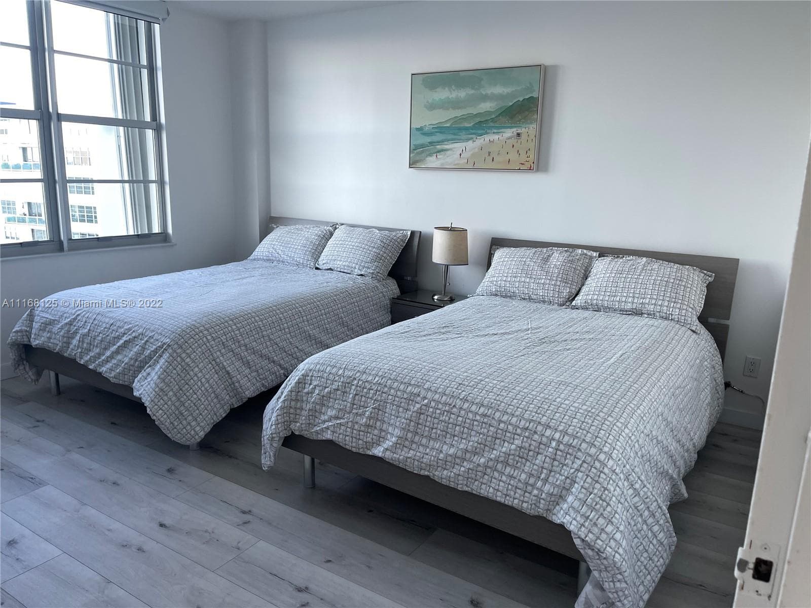 5161 Collins Ave 914 photo 4