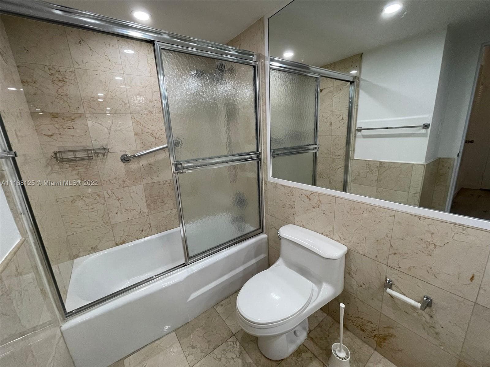 5161 Collins Ave 914 photo 8