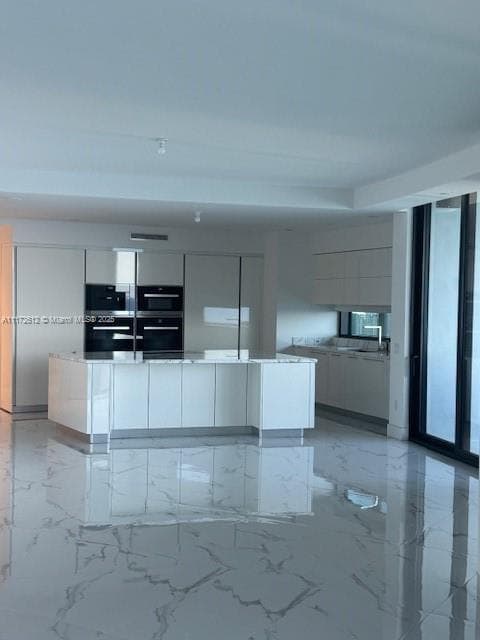 18555 Collins Ave 2905 photo 14