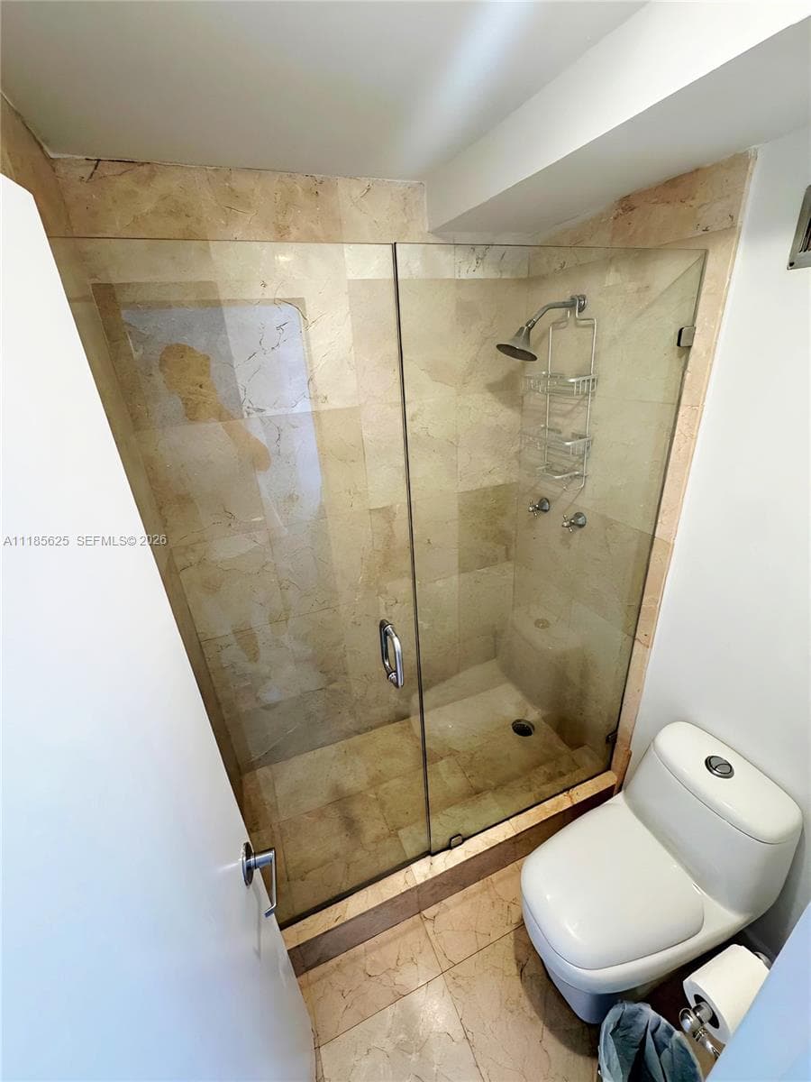 100 Lincoln Rd 1243 photo 11