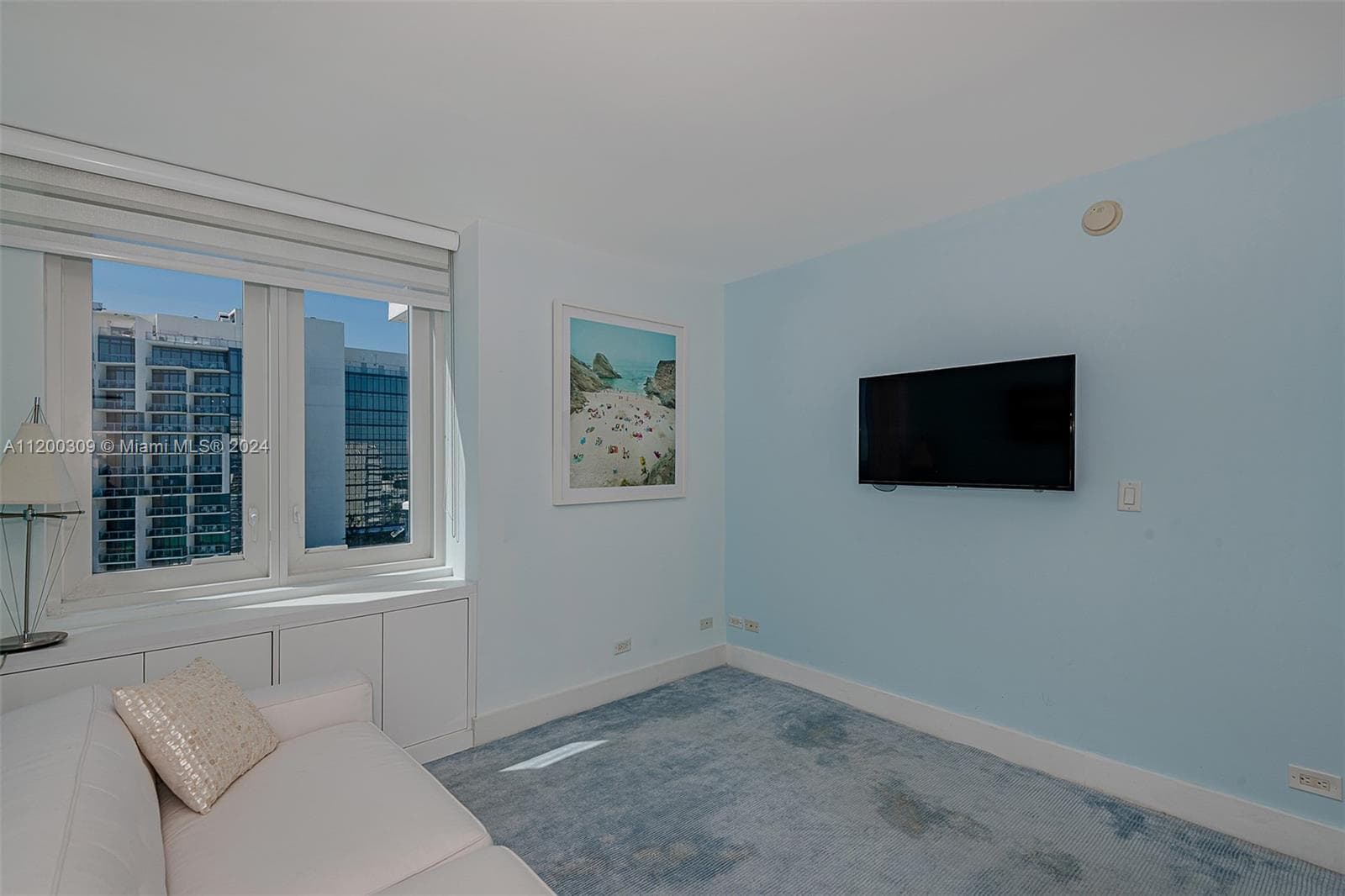 2301 Collins Ave 1506 photo 15