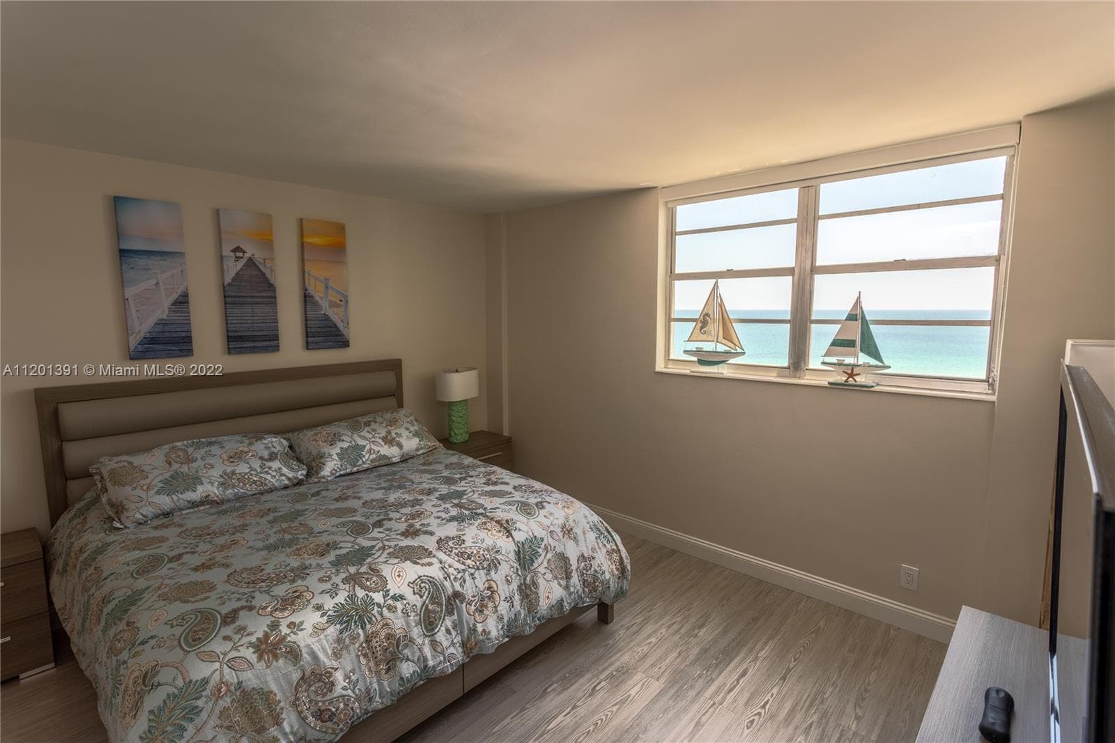 3901 S Ocean Dr 10M photo 17
