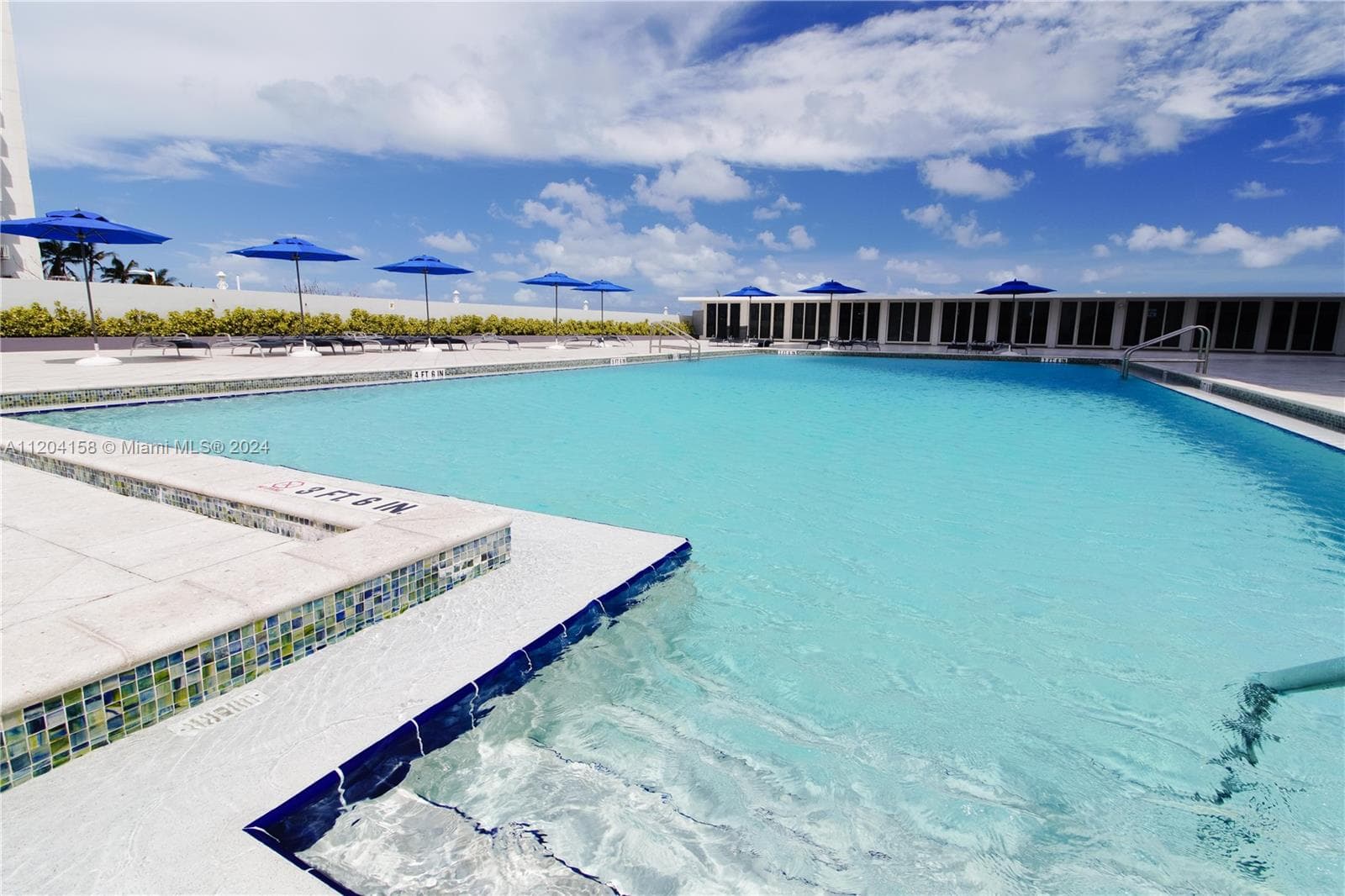 5601 Collins Ave 1603 photo 23