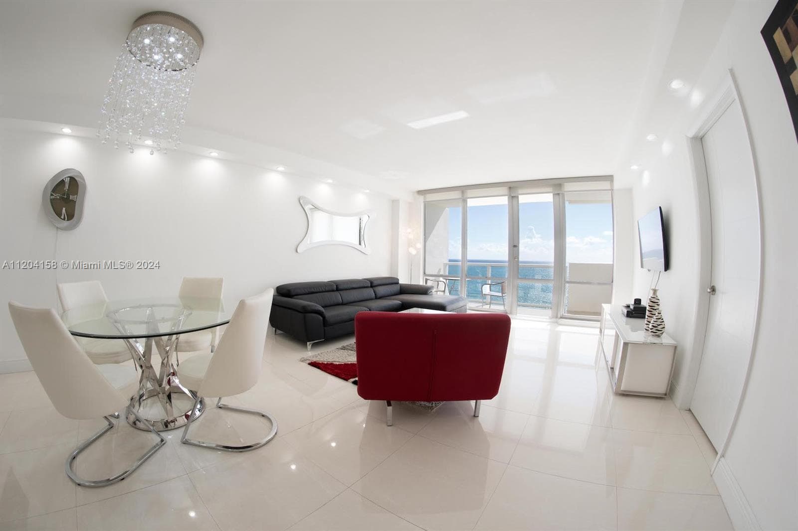 5601 Collins Ave 1603 photo 1