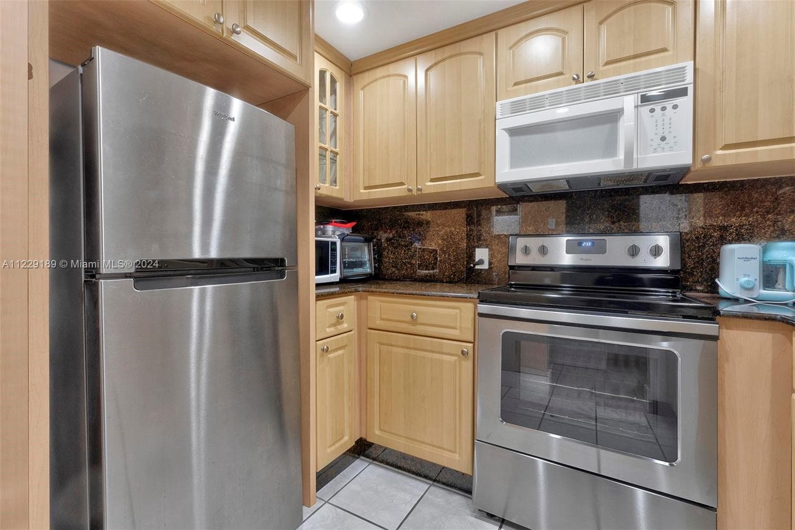 3401 N Country Club Dr 406 photo 8