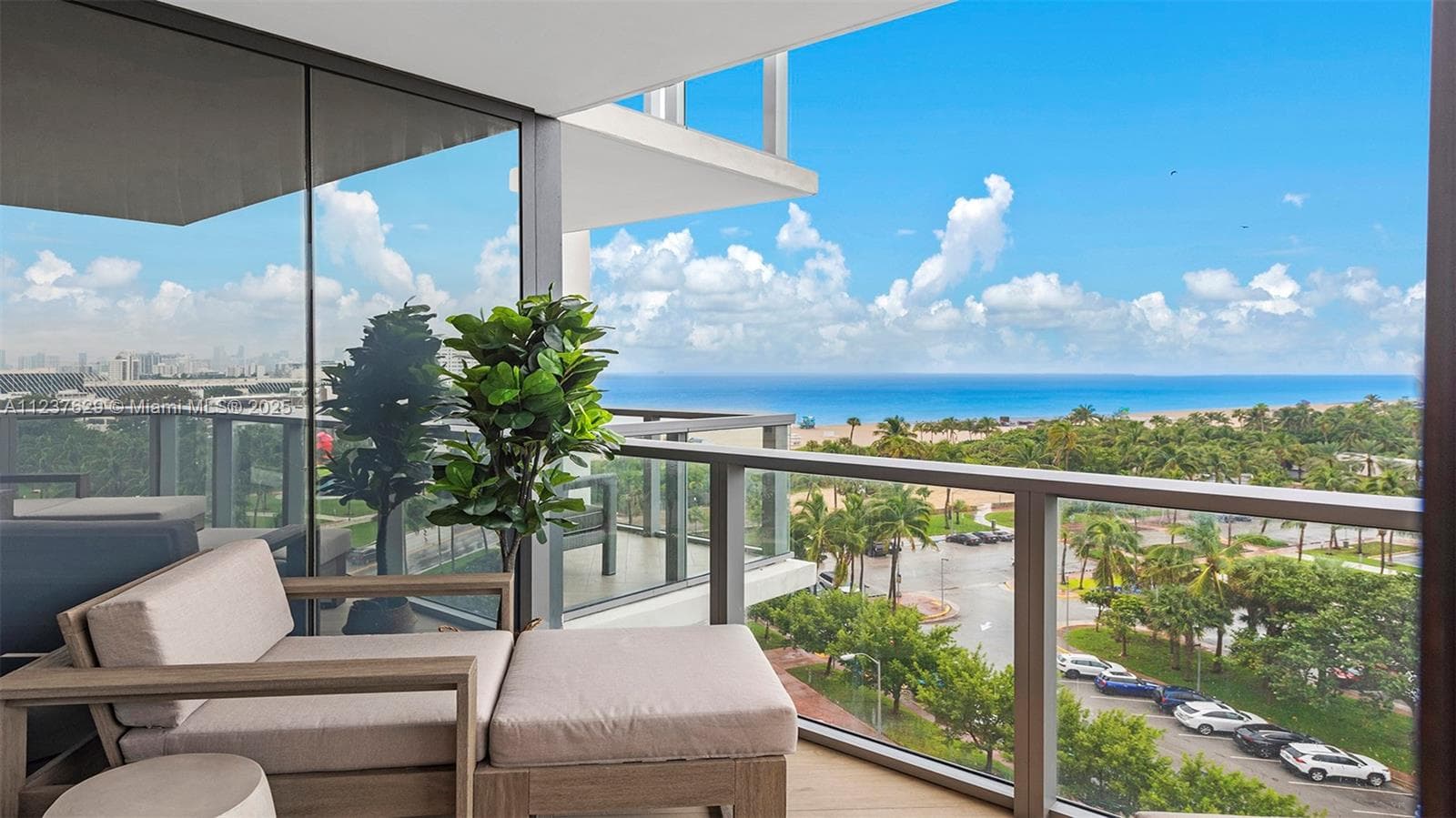 2201 Collins Ave 804 photo 7