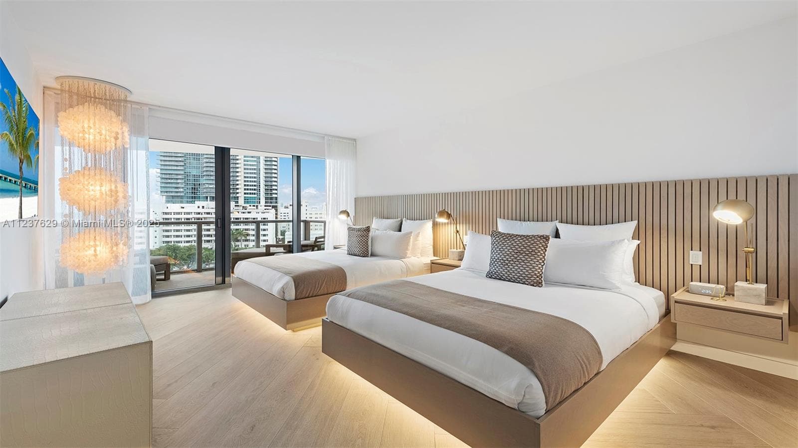 2201 Collins Ave 804 photo 5