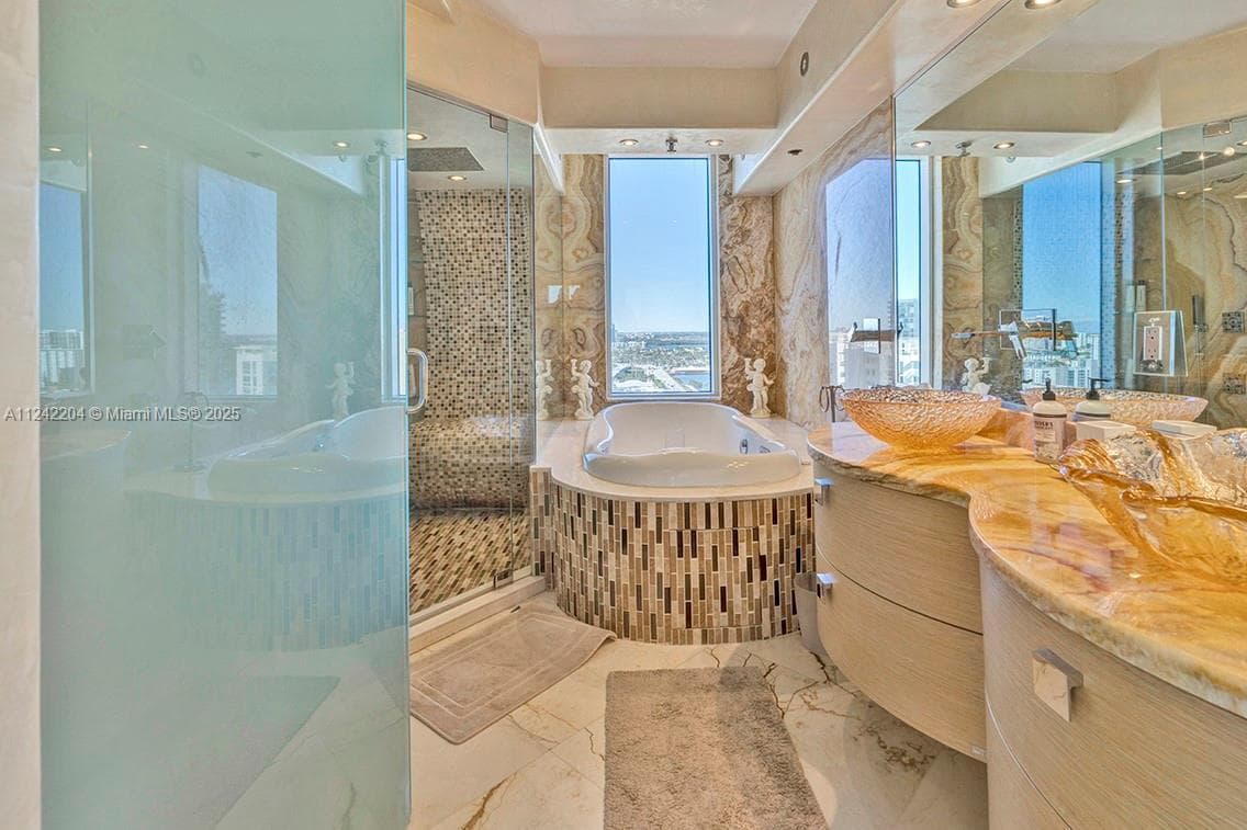 16699 Collins Ave 2508 photo 13
