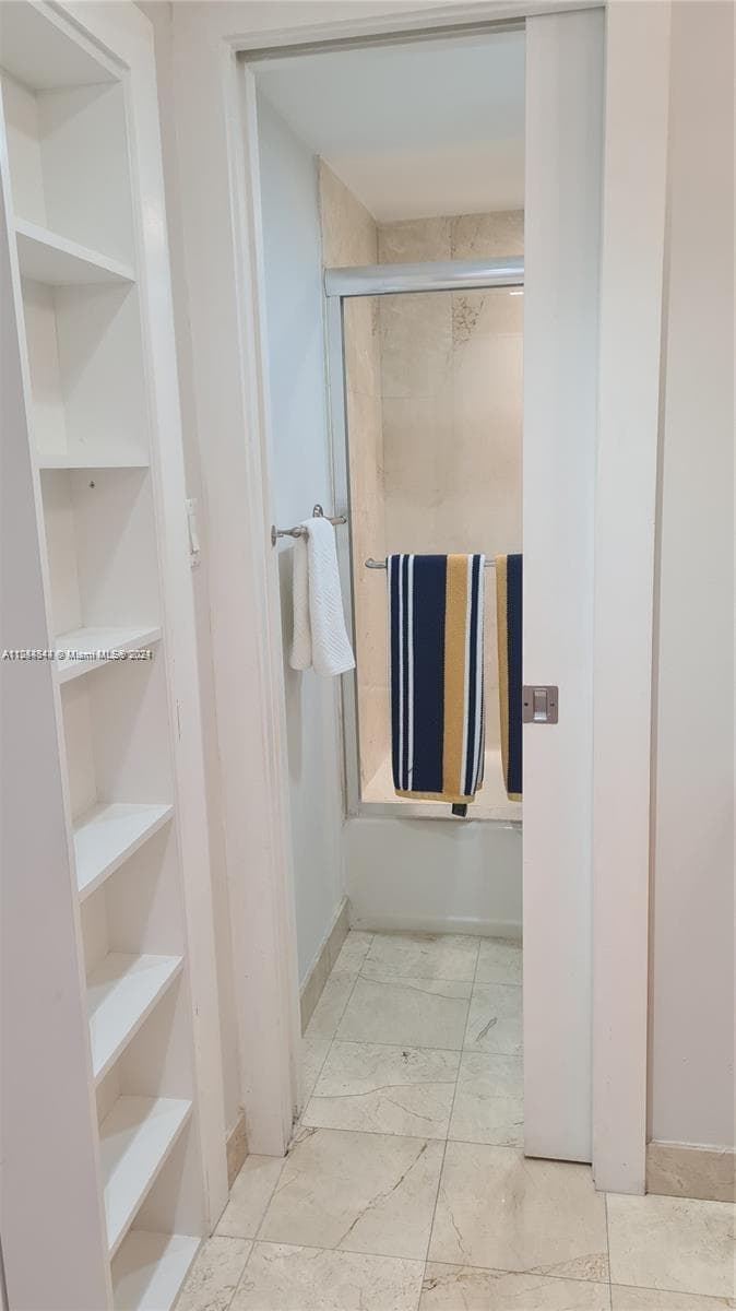 6917 Collins Ave 809 photo 23