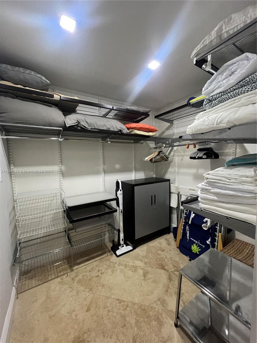 6917 Collins Ave 809 photo 24