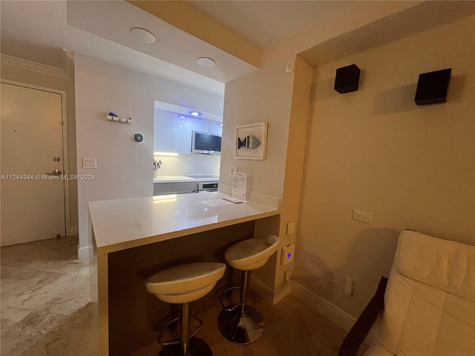 6917 Collins Ave 809 photo 10