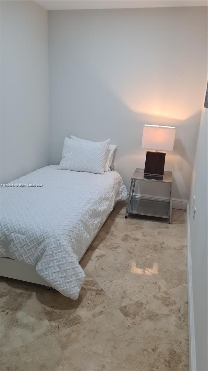 6917 Collins Ave 809 photo 14