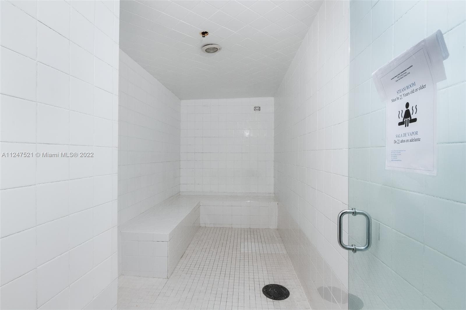 19201 Collins Ave 218 photo 16