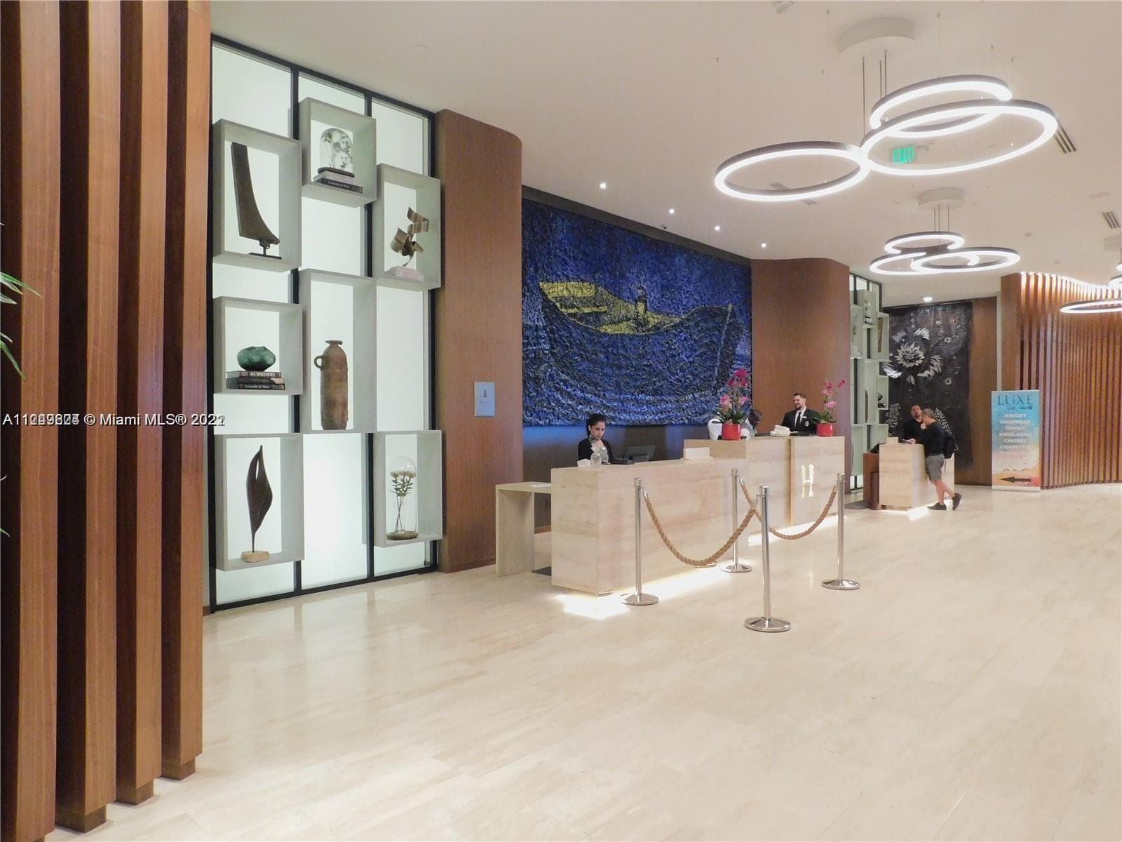 4111 S Ocean Dr 1004 photo 2