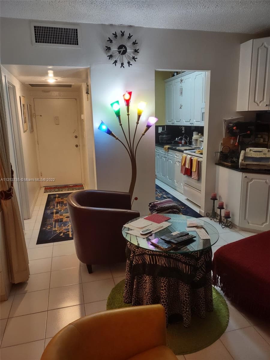 4747 Collins Ave 107 photo 6