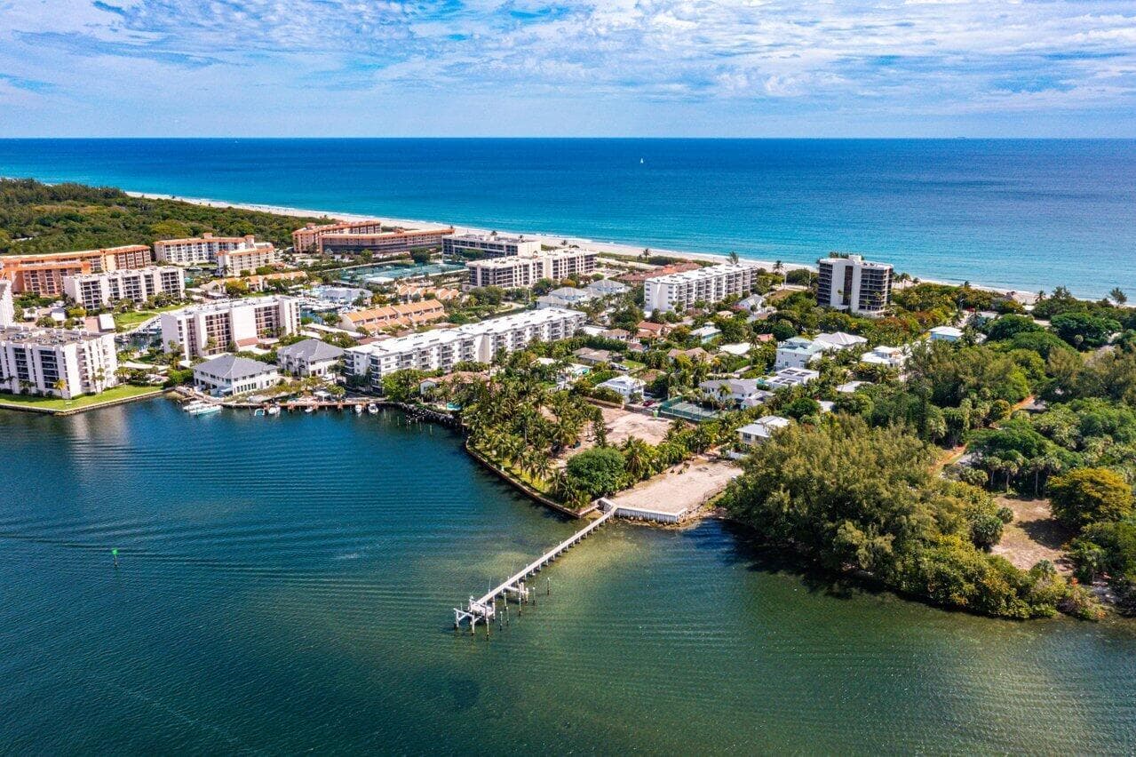 900 Lago Mar Lane 200 photo 14