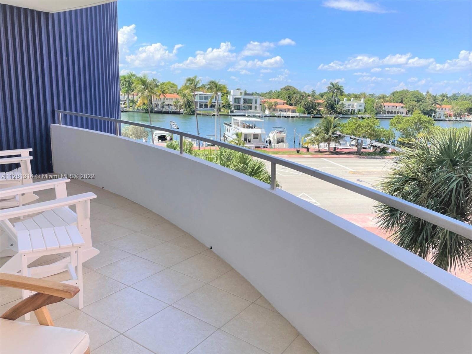 5161 Collins Ave 404 photo 19