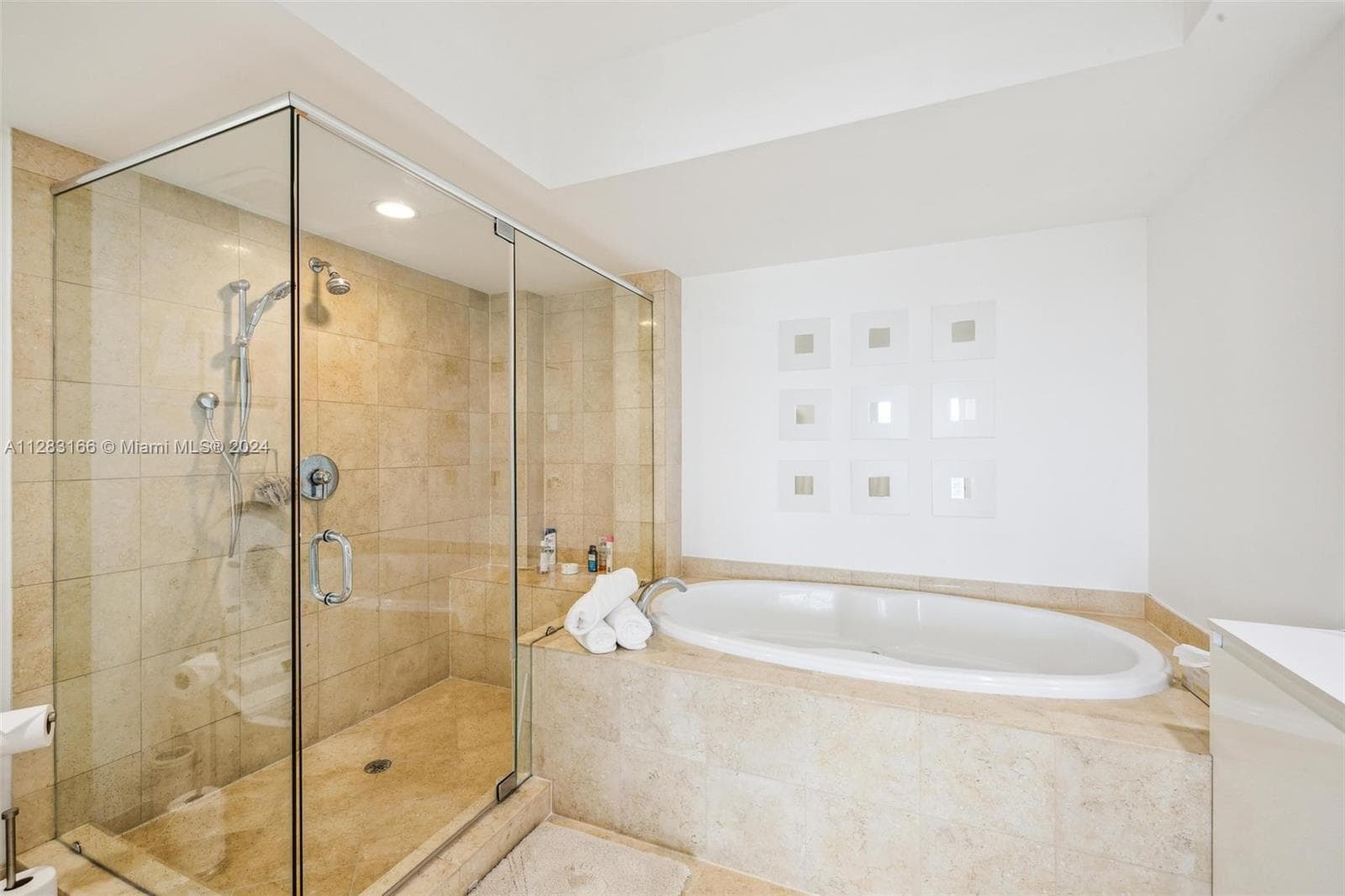 1830 S OCEAN DR 2102 photo 14