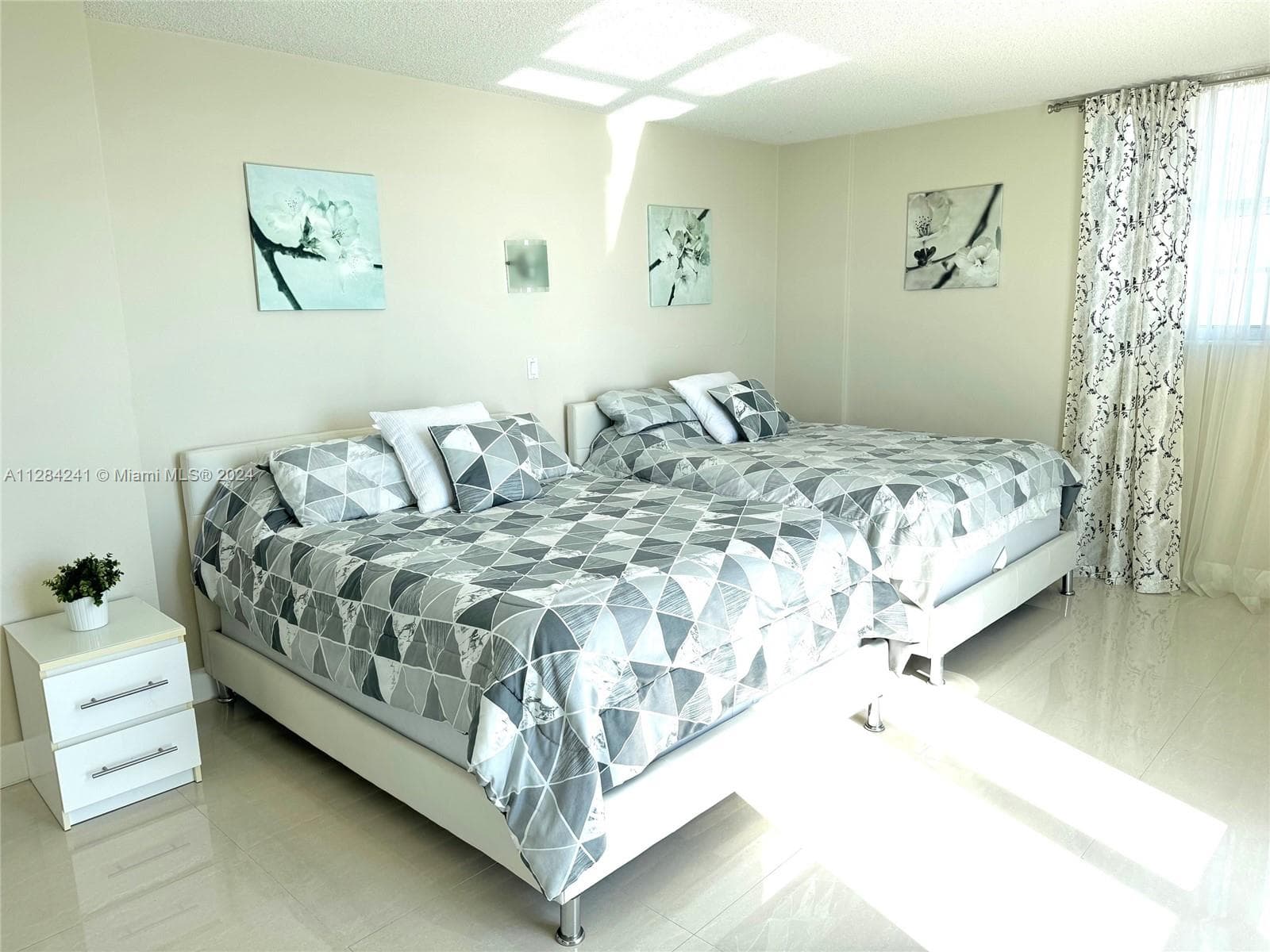 3901 S Ocean Dr 8E photo 9