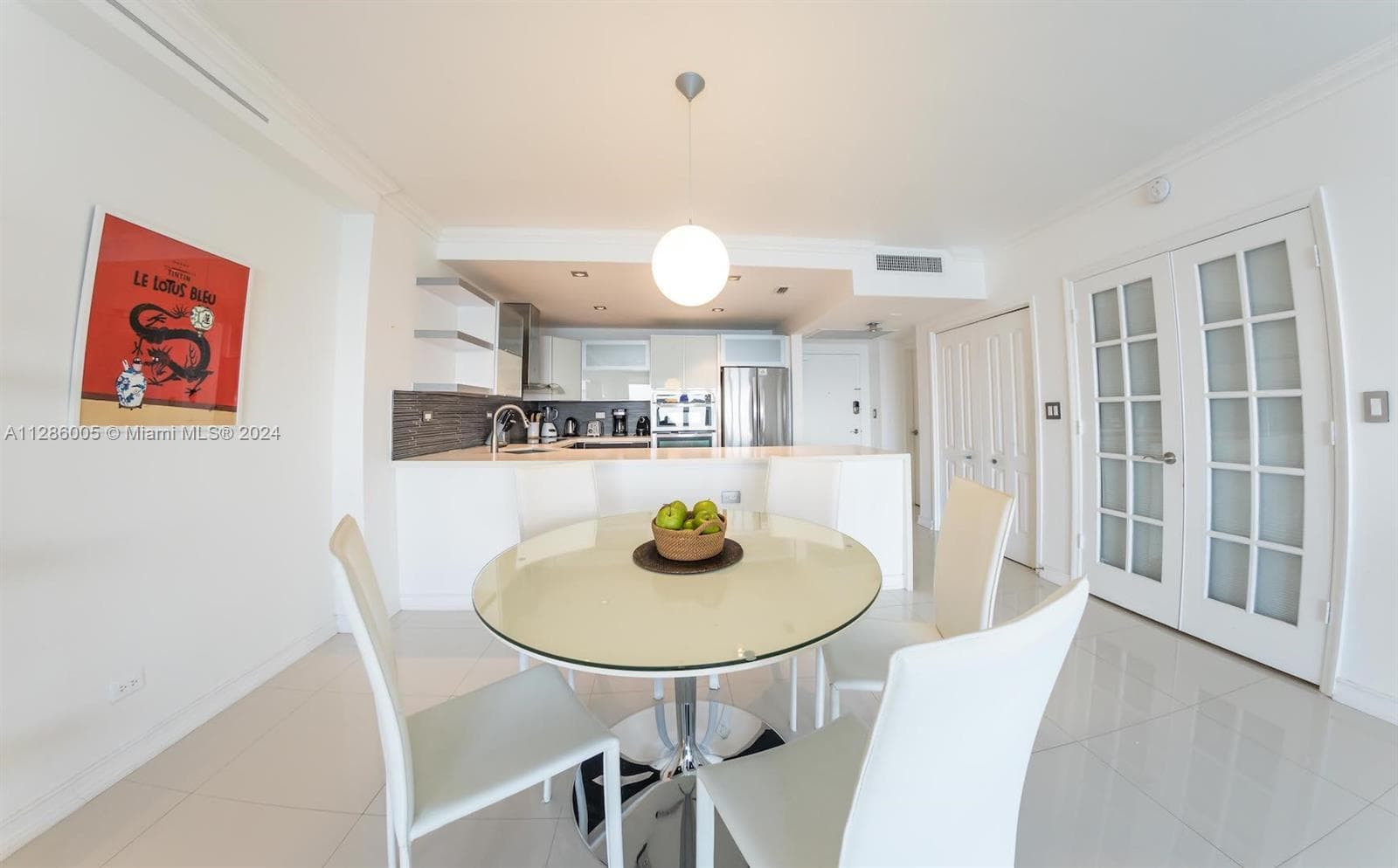 5601 Collins Ave 1206 photo 10