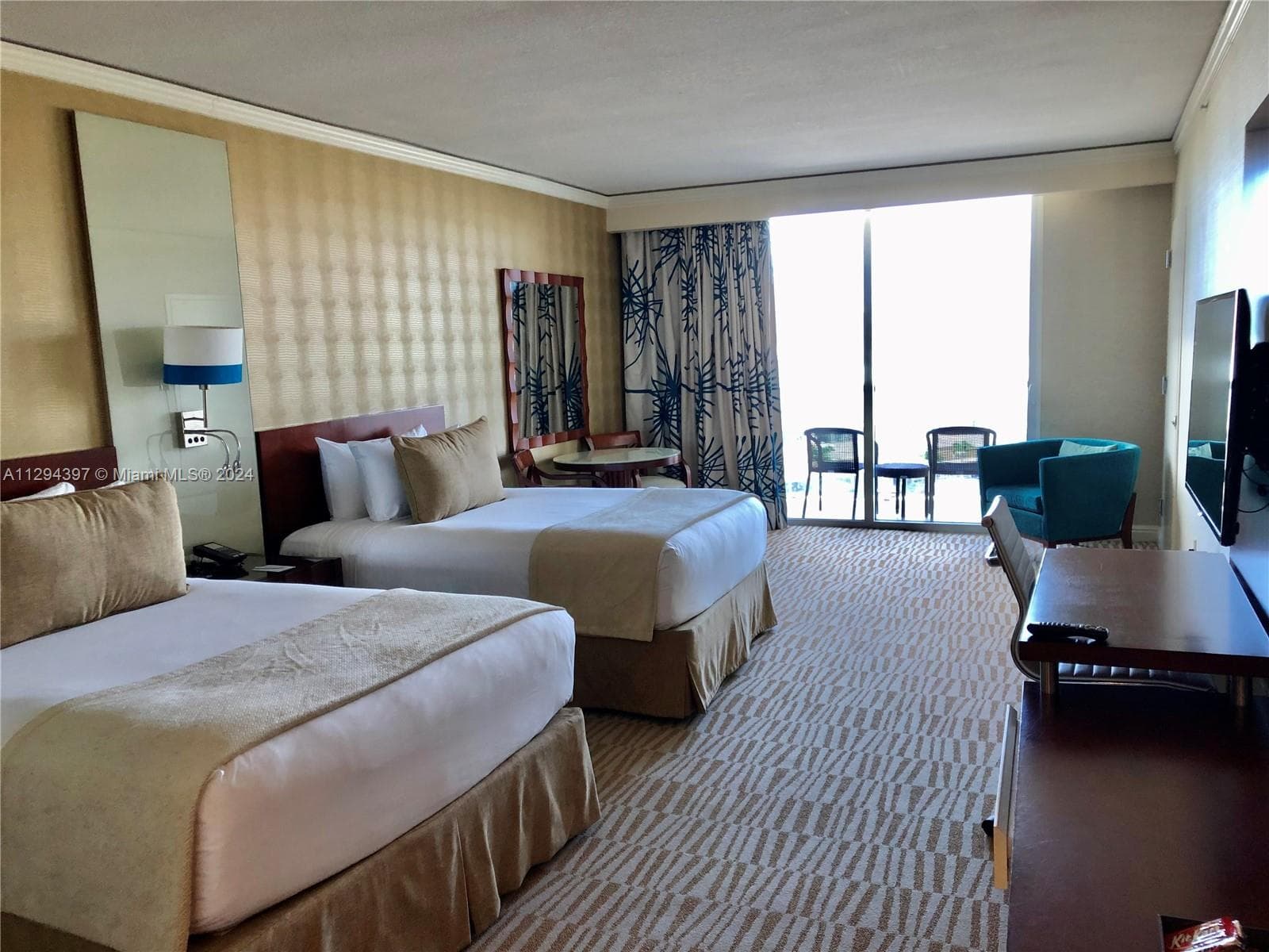 18001 Collins Ave 501 photo 6