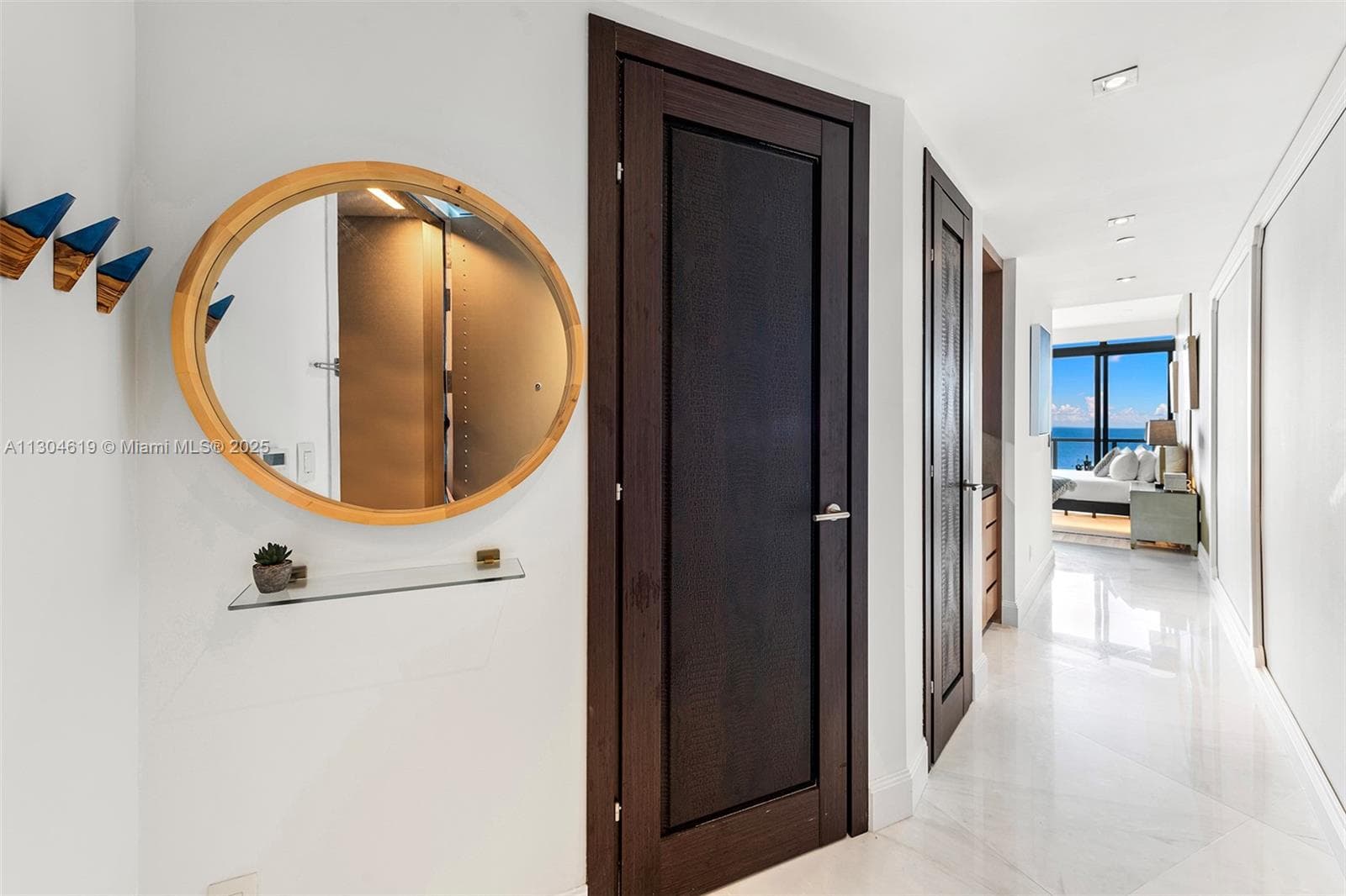 2201 Collins Ave 1926/PH- photo 6
