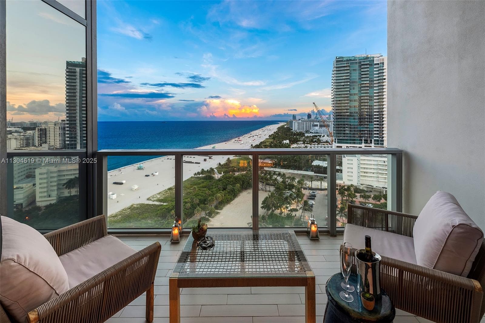 2201 Collins Ave 1926/PH- photo 20