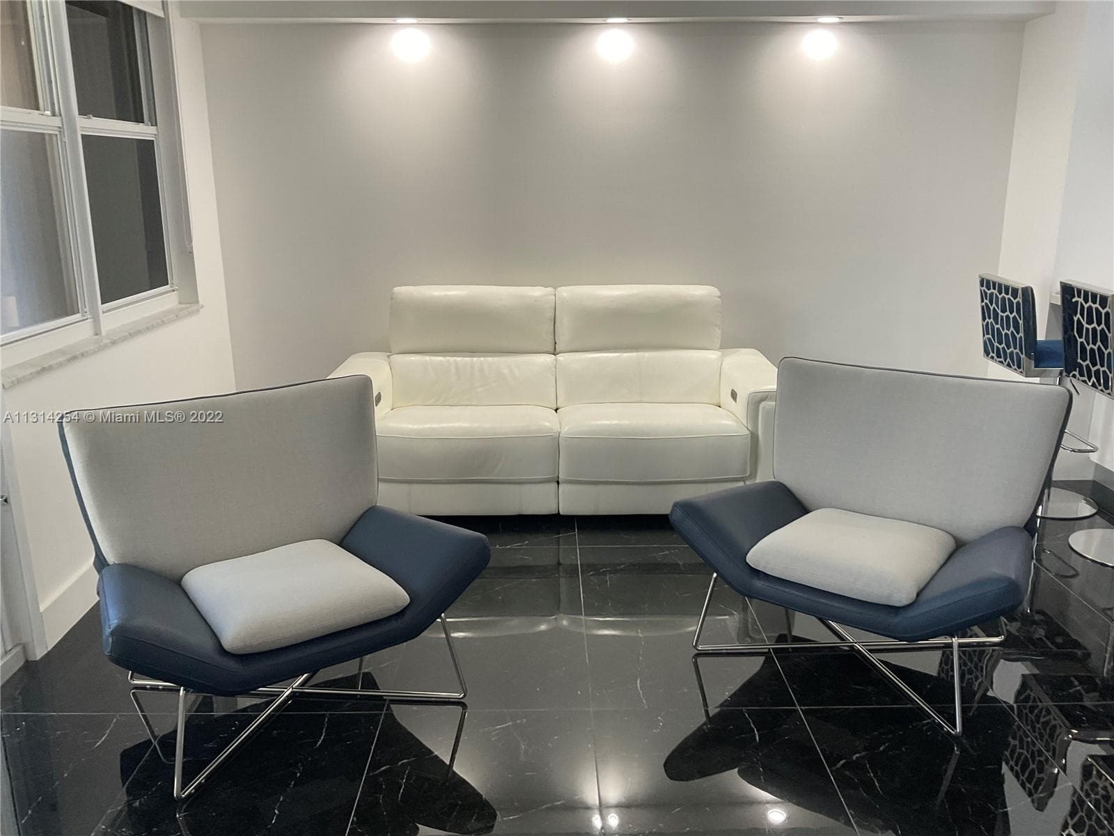 3180 S Ocean Dr 1503 photo 8