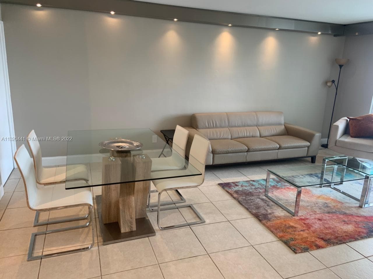 5151 Collins Ave 727 photo 2