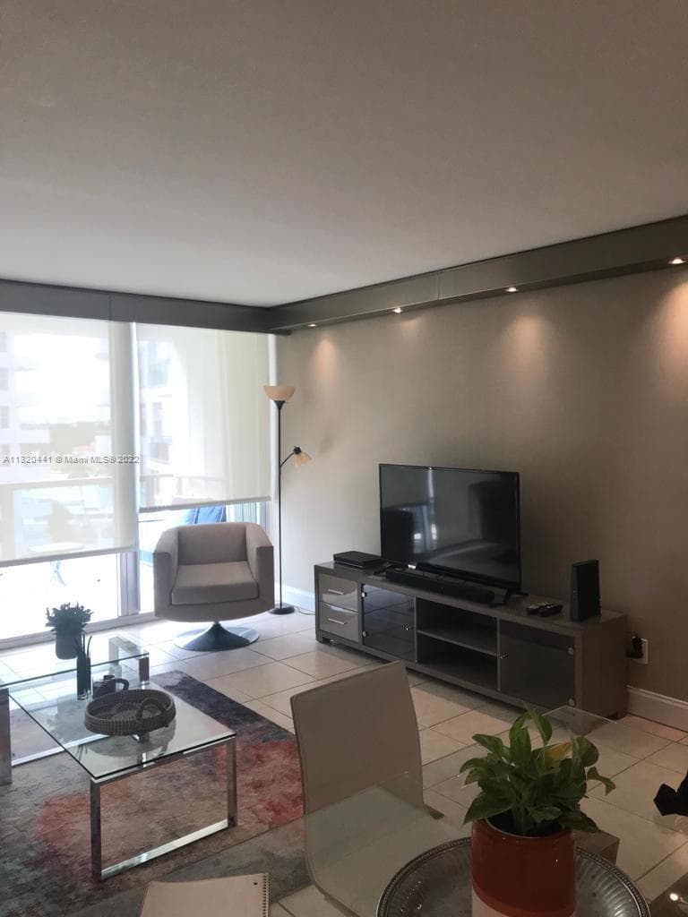 5151 Collins Ave 727 photo 5