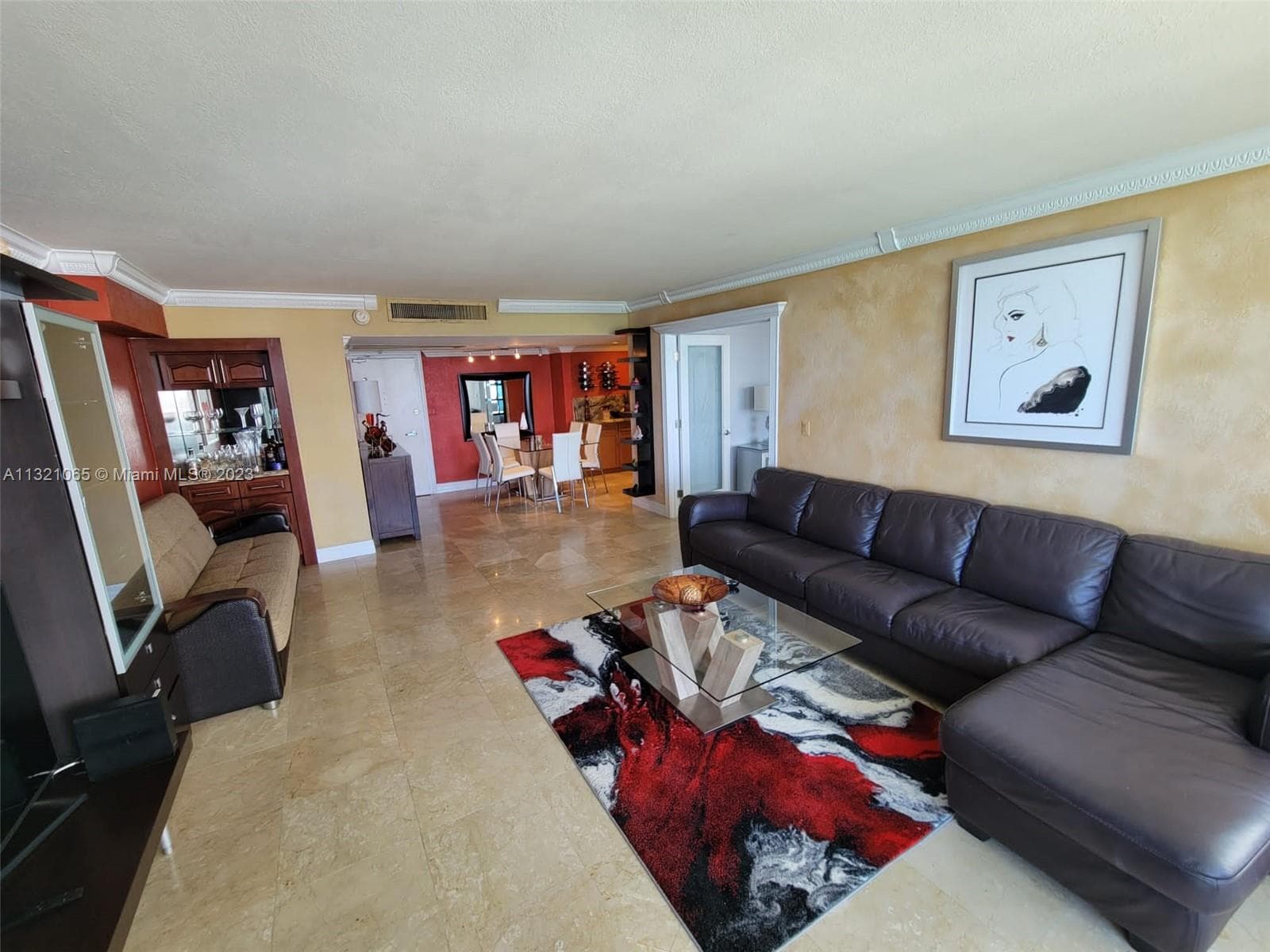 5151 Collins Ave 1036 photo 9