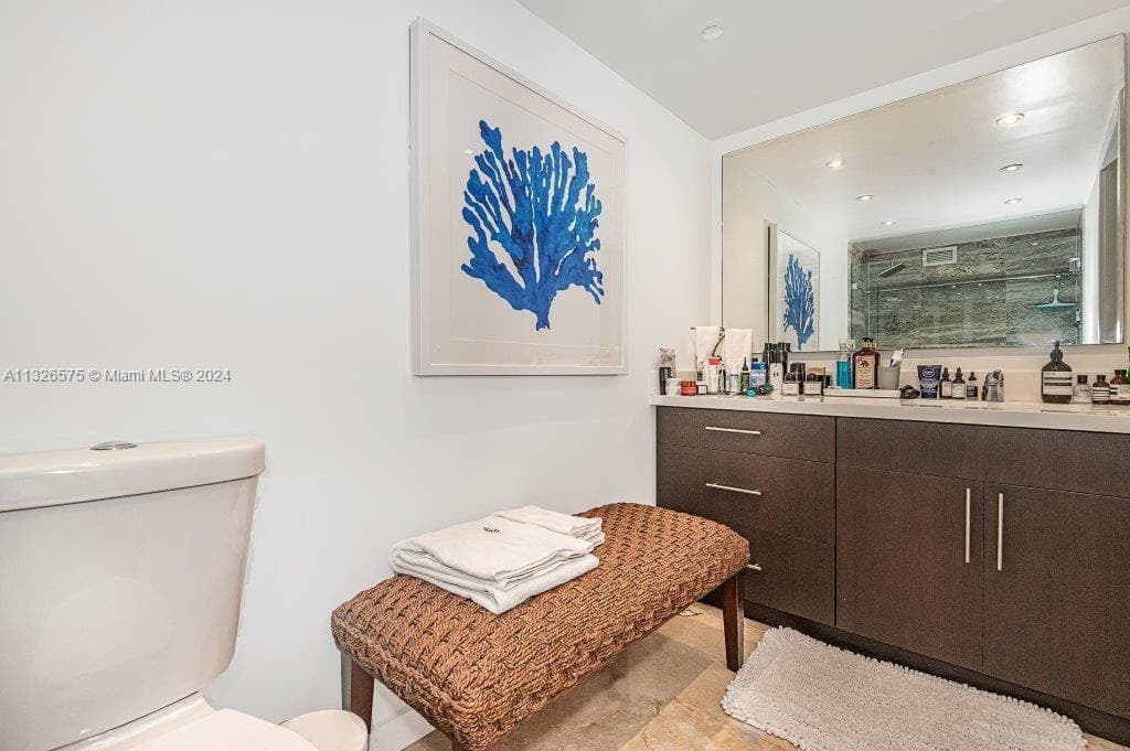 2301 Collins Ave 1117 photo 17