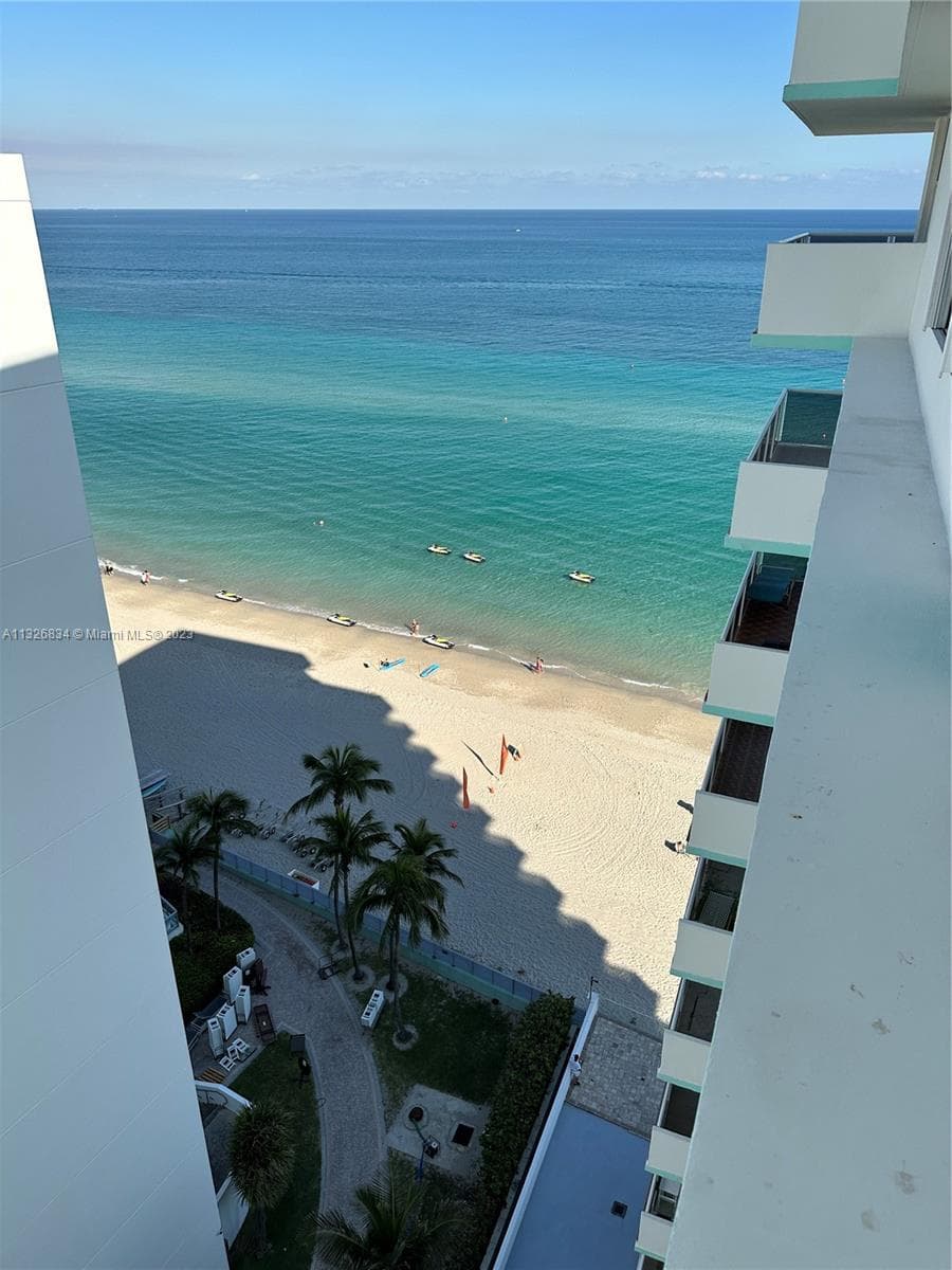 3725 Ocean Dr 1503 photo 24