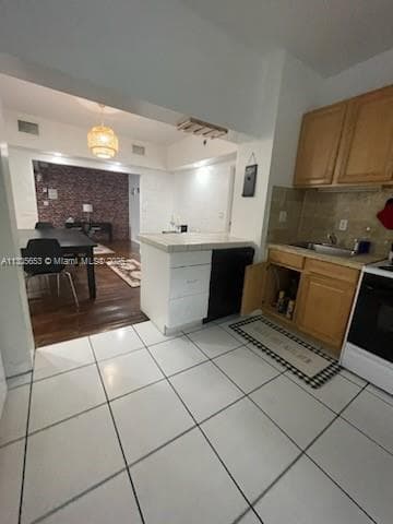 2811 Indian Creek Dr photo 12