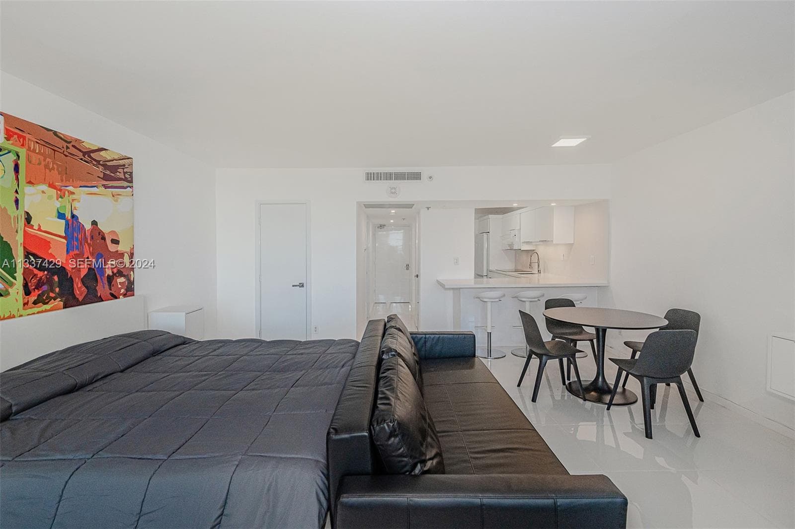 100 Lincoln Rd 519 photo 4