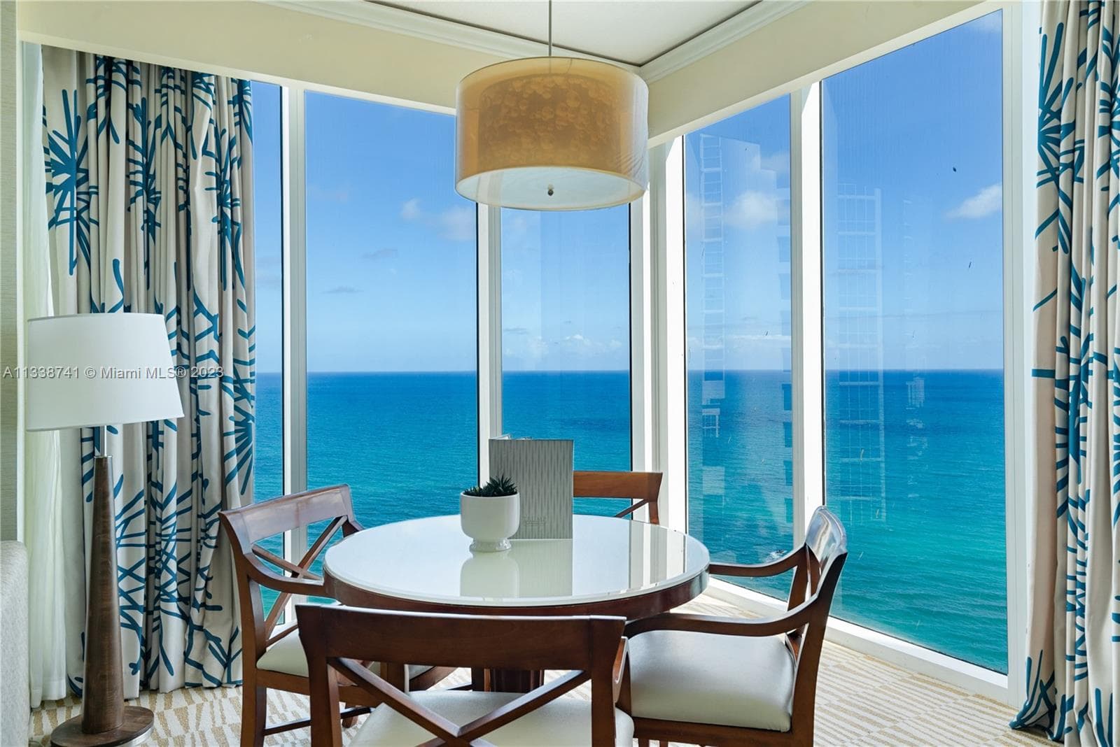 18001 Collins Ave 2009 photo 1