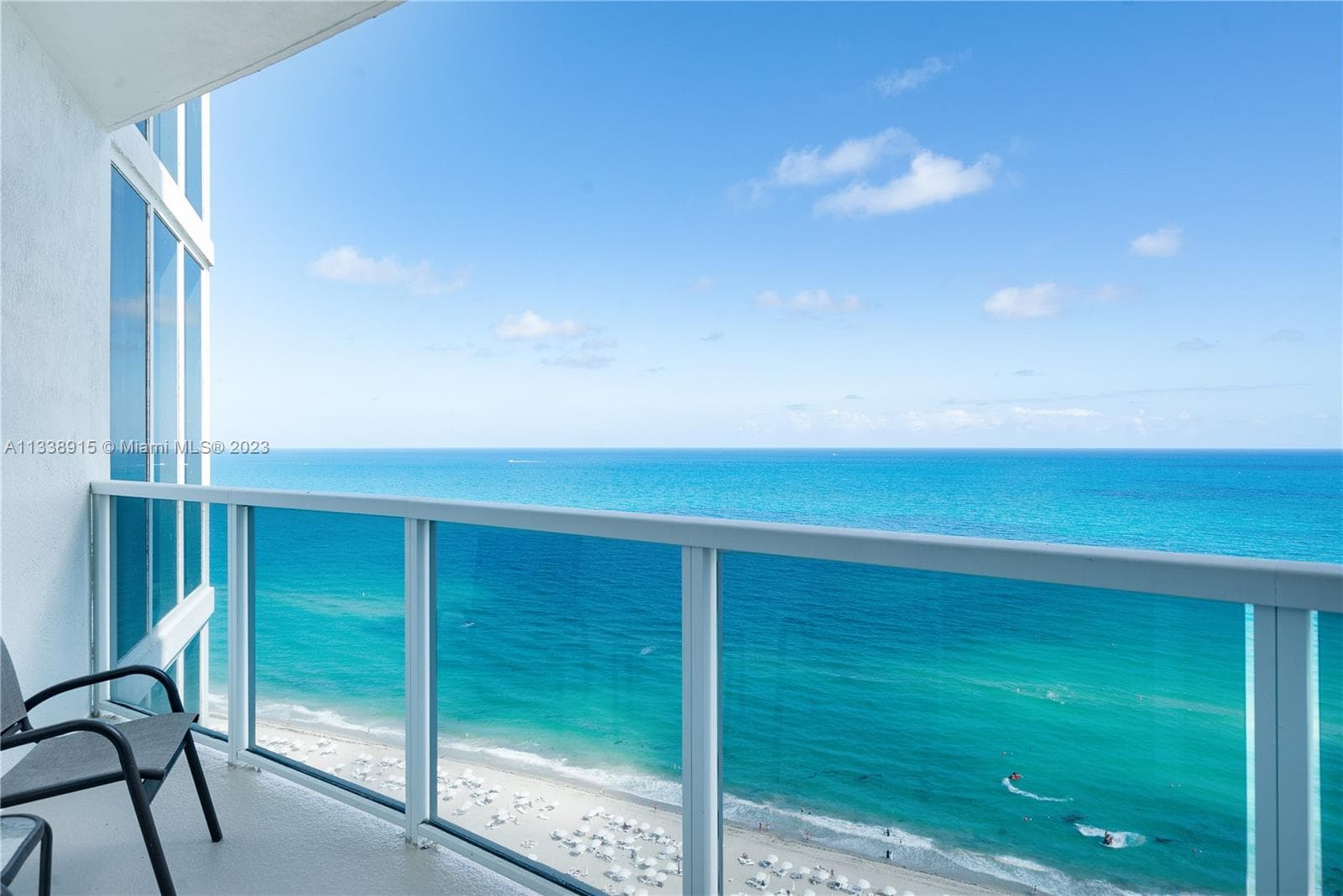 18001 Collins Ave 2109 photo 3