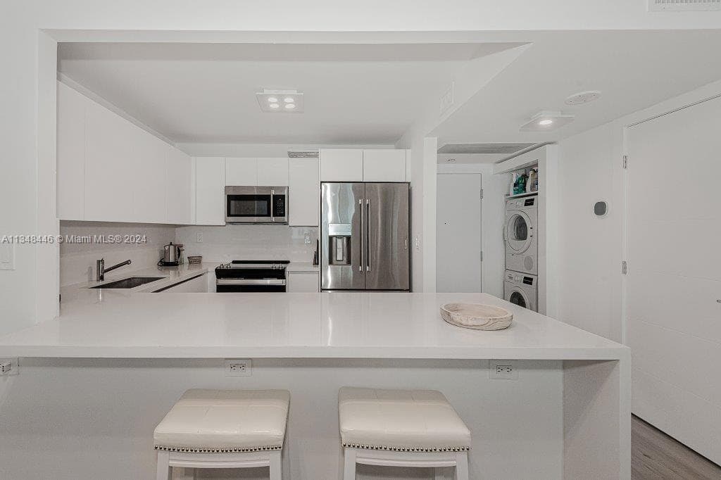 2301 Collins Ave 1115 photo 16